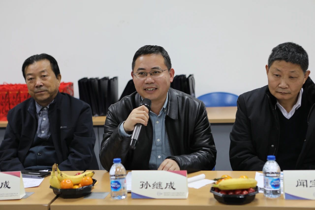 Voyage détude sur la transformation et la modernisation des entreprises de béton - Gare de Shanghai SANME